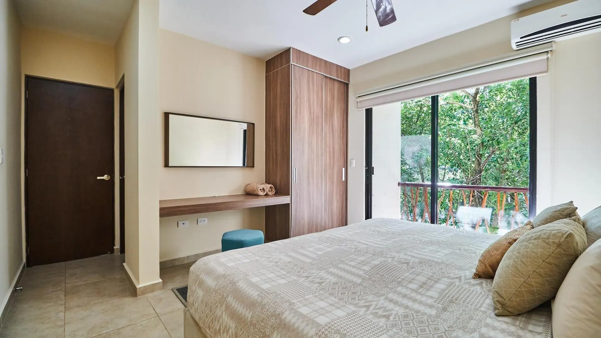 Dorian Gray - Pool & Beach Club Access & 300Mbps Wifi Tulum Apartment